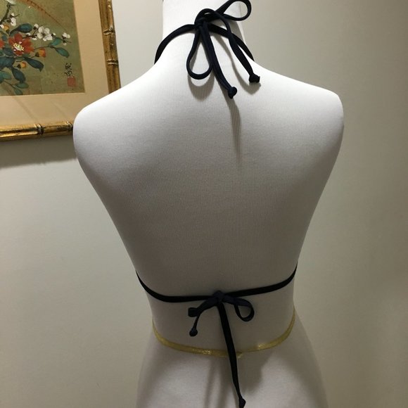 🌞 Tommy Hilfiger Ruffled Triangle Bikini Top - Picture 3 of 8